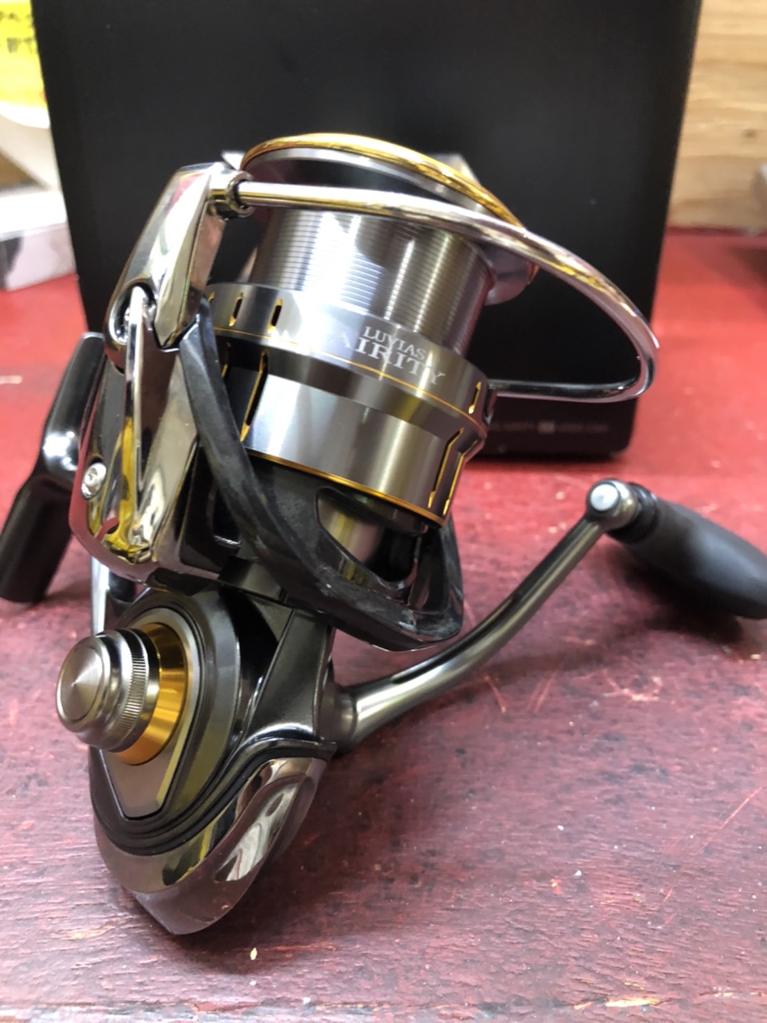 DAIWA（釣り） ダイワ 21ルビアスエアリティ 2500 美品